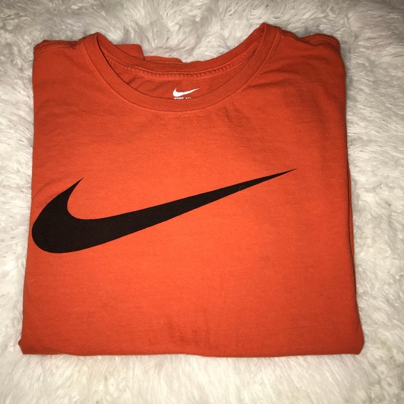burnt orange nike shirt